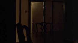 Кадр из фильма "Когда звонит незнакомец" - 2