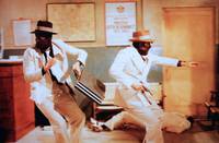 Кадр С завтрашнего дня мы богаты и честны