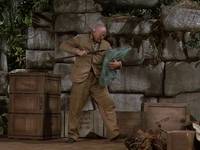 Кадр Доктор Циклопус