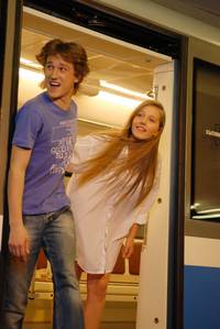 Кадр Поцелуй сквозь стену