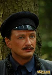 Кадр Господа офицеры: Спасти императора