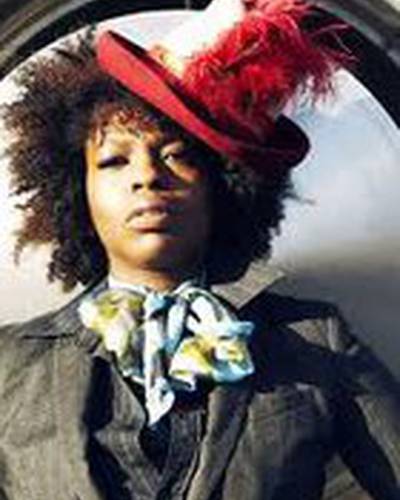 Селена Марс фото