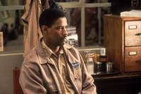 Кадр Дьявол в голубом платье