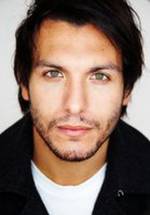 Angus McGruther фото