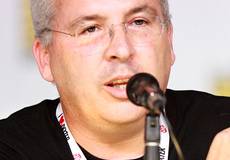 Новый проект сценариста «Секретных материалов» получил дату премьеры