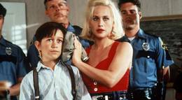 Кадр из фильма "Святые узы брака" - 1