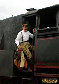 Кадр Господа офицеры: Спасти императора