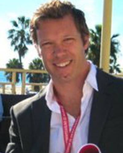 Эрик Кметц фото