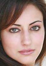 Лили Азвар фото