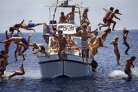 Кадр Материк