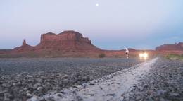 Кадр из фильма "Attention, a Life in Extremes" - 1