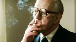 Кадр из фильма "Шпион, выйди вон! (мини-сериал)" - 2