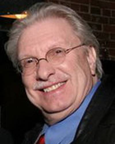 Рассел Страйнер фото