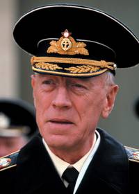 Кадр Враждебные воды