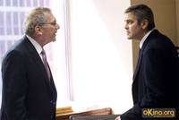 Кадр Майкл Клейтон