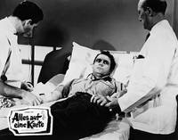 Кадр Другой мир США