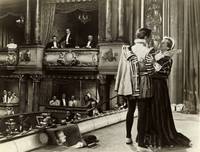 Кадр Красные орхидеи