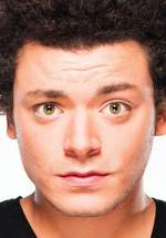 Кев Адамс фото