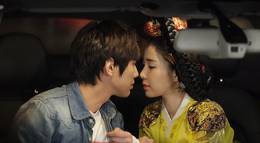 Кадр из фильма "Мужчина королевы Ин Хён" - 1