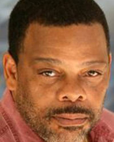 Лоуренс Мэндли фото