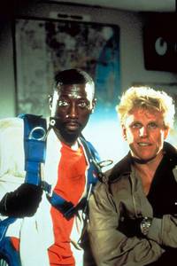 Кадр Зона высадки