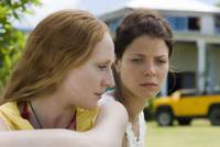 Кадр Ничто, кроме призраков