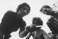 Кадр Последний дом слева