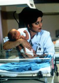 Кадр Maternal Instincts