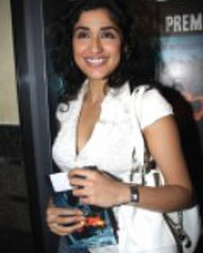 Анджала Завери фото