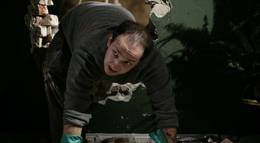 Кадр из фильма "Осаждённые мертвецами" - 2