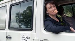 Кадр из фильма "Chez nous c