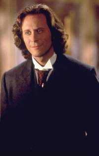 Кадр Дракула: Мертвый и довольный