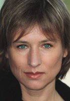 Коринна Харфух