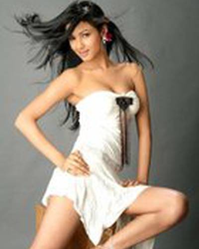 Сонал Чаухан фото