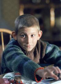 Кадр Малкольм в центре внимания