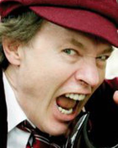 Энгус Янг фото