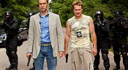 Кадр из фильма "Стервятник" - 2