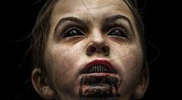 Кадр из фильма "Дитя тьмы" - 1