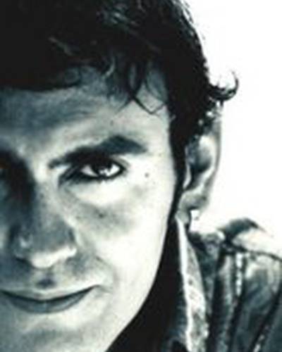 Эди Ареллано фото