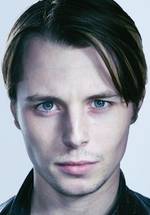 Макс Фаулер фото