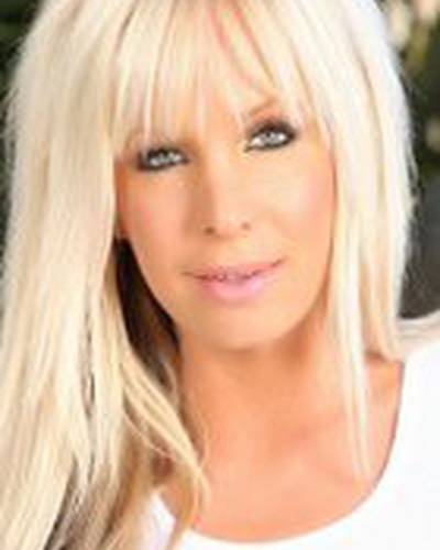 Иден Адамс фото