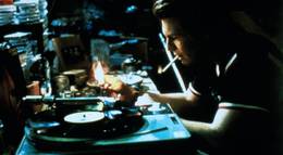 Кадр из фильма "Прибавьте громкость" - 2