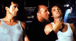 Кадр из фильма "Танго и Кэш" - 2