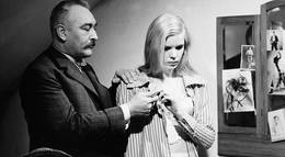 Кадр из фильма "Прощание" - 2