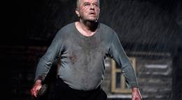 Кадр из фильма "Плохой дом" - 2