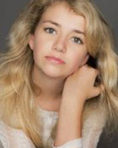 Мадлен МакНалти фото