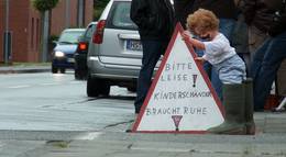 Кадр из фильма "Auf Teufel komm raus" - 2