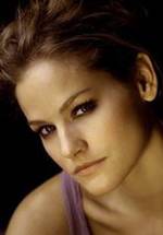 Келли Овертон фото