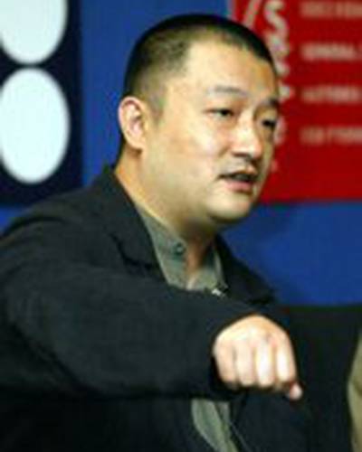 Ван Сяошуай фото