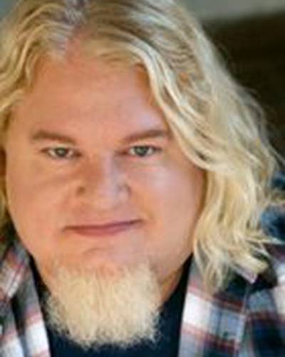 Грег Бэйкер фото